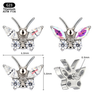 Pendientes de Mariposa de Titanio G23 de 6.8mm con Circonita Blanca AB y Engaste de Garras para Piercing Corporal - Product Image 1