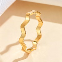 Cincin gelombang emas berlapis baja tahan karat, model terbuka dan dapat diatur, minimalis, dapat ditumpuk, untuk wanita, hadiah