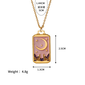 Pendentif carré vintage en acier inoxydable, plaqué or 18 carats, avec chaîne à maillons, motifs Cartes de Tarot, Étoile, Lune, Soleil, Œil Turc, et finition émail coloré pour femme - Product Image 5