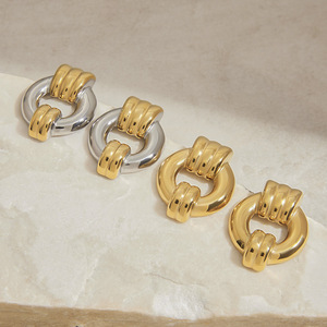 ต่างหูสแตนเลสทรงหยดน้ำ สีทอง สีเงิน รูปทรงบล็อกล็อค เครื่องประดับสำหรับงานปาร์ตี้ - Product Image 3