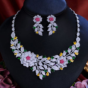 طقم مجوهرات الزفاف الفاخر الأفريقي بتصميم أزهار وأوراق شجر مرصع بالزركونيا المكعبة ومطلي بالذهب للنساء - Product Image 2