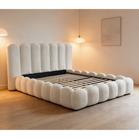 Cama Nube de Tela Bouclé Crema Acogedora, Tamaño King, Queen, Doble, Full, con Marco de Madera, Ecológica, Duradera y Estable