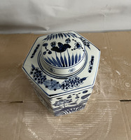 Pot hexagonal de paysage de poisson en porcelaine bleu et blanc chinois Récipient en porcelaine en céramique asiatique