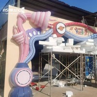 Sculpture d'art en FRP pour façade de magasin de vin, sculpture personnalisée en fibre de verre pour magasin de spiritueux, enseigne de façade en FRP pour l'exportation, sculpture de tête de porte en fibre de verre