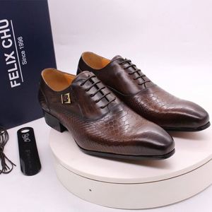 Nouvelles Chaussures Habillées en Cuir Véritable pour Hommes 2026, Respirantes, à Fermeture par Bride, Motif Floral, Isolantes, Idéales pour Mariage - Product Image 1