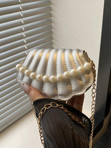 Nouveau sac à main en cuir PU tendance pour femme, forme de coquille, sac à bandoulière, sac à main mignon avec chaîne de perles - Product Image 4