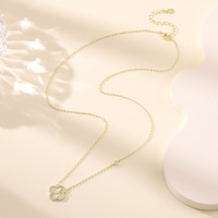 Kaanjewelry Vente en gros Collier en argent sterling 925 pour femmes Trèfle à quatre feuilles Romantique Deux couleurs au choix Collier Accessoire de mode