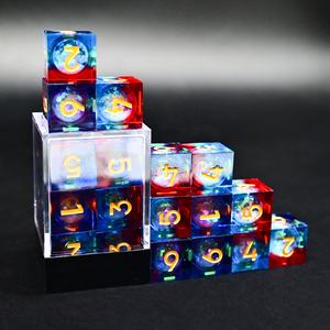 12 pièces Cube rouge or D6 acrylique plastique dés boîte polyédrique liquide noyau résines époxy guerre 40K Dnd Rpg dés - Product Image 2