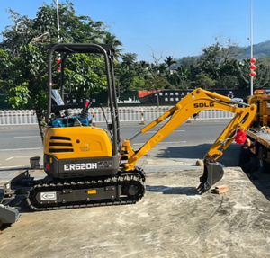 Moteur 11800W pour mini-excavatrice sur chenilles E620H de 2,21 tonnes, idéal pour l'aménagement paysager, la pose de canalisations et la rénovation intérieure en espaces étroits - Product Image 4