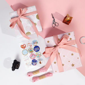 Venta al por mayor 80g Día de San Valentín Rosa recubierto de silicona papel de arte 43*300cm regalo embalaje personalizado rollo de papel de regalo - Product Image 6