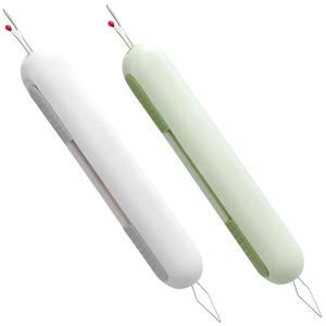 Herramienta de Costura 2 en 1: Enhebrador de Agujas y Descosedor, Cortador de Hilo Portátil de Doble Cabezal con Cubierta Protectora - Product Image 1