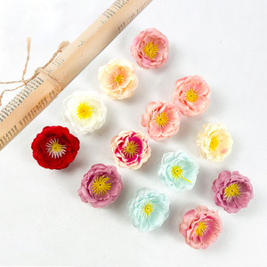 Flor de Camelia Artificial de 5cm de Diámetro, Flor de Seda para Decoración de Bodas y Hogar, Accesorio Decorativo - Product Image 2
