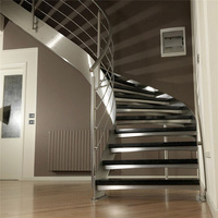 Escalier en bois massif, arc, escalier en spirale, escalier incurvé, escalier dwg