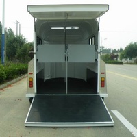 Remorque semi-remorque pour 2 chevaux, chargement direct, avec double essieu, freins électriques et capacité de charge de 4 tonnes – Vente chaude personnalisée