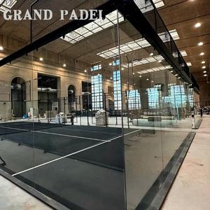 Pista de Pádel de Vidrio Templado de 12 mm y Césped Artificial con Diseño Super Panorámico para Gimnasio - Product Image 2