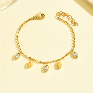 Ensemble collier et bracelet tendance en acier inoxydable 2026, bijoux de luxe légers avec pendentifs circulaires multiples et diamants - Product Image 4