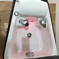 Chaise de pédicure en cuir noir au design unique, équipement de salon de manucure, luxe moderne, lumières LED, chaise de manucure à vendre