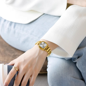 Elegante reloj de pulsera de cuarzo para mujer con correa de acero inoxidable, caja cuadrada de latón, puntero de cristal, estilo empresarial, estilos de moda - Product Image 6