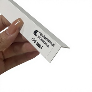 Profilés d'<span class=keywords><strong>angle</strong></span> en PVC écologiques Leguwe en forme de L pour la <span class=keywords><strong>protection</strong></span> des coins et des murs, design moderne, bordure de carrelage, bordure de mur - Product Image 1