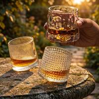 Verre à whisky rotatif de 200 ml en cristal, motif écossais rayé, résistant à la chaleur, pour bar, cadeau, vente en gros