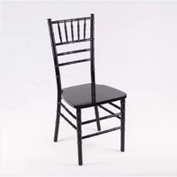 Chaises de salle à manger Chiavari modernes empilables en bois massif avec dossier pour mariages, banquets, hôtels, fêtes et parcs (vente en gros)