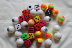 Barato 3,0 cm ABS plástico malabares bola CE certificado deportes juguete para máquinas expendedoras - Product Image 6