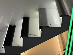 Perfil de aluminio en T para escalones con luz <span class=keywords><strong>LED</strong></span> negra, decoración de escaleras con superficie anodizada |   Soldadura, Doblado y Corte - Product Image 6
