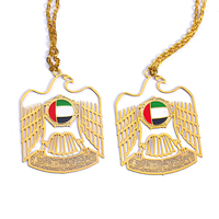 Design personnalisé Métal Uae Creux Aigle Voiture Accessoires Suspendus Arabie Koweït Qatar Bahreïn Oman Voiture Intérieur Accessoires Sac Charme