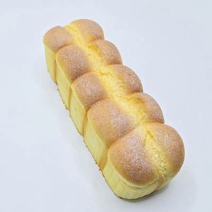 Pan de trigo integral suave de PU, modelo de comida simulada, tipo pan tostado grueso, original, para exhibición en panaderías y cafeterías, venta al por mayor - Product Image 3