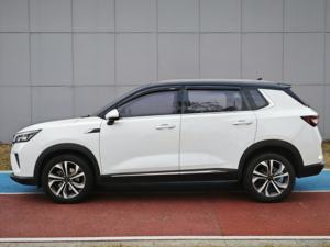 SUV Wuling Xingchen <span class=keywords><strong>2021</strong></span>, voiture familiale spacieuse, automatique, turbo, cuir, caméra R18, haute spécification, <span class=keywords><strong>prix</strong></span> bas, excellent rapport qualité-<span class=keywords><strong>prix</strong></span> - Product Image 3
