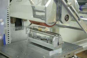 HUIHO kustom tabung maskara Aluminium perak 8ml, sikat maskara nyaman untuk kemasan kosmetik - Product Image 6