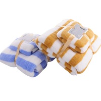 Vente en gros d'usine Ensemble de draps de bain en microfibre à séchage rapide en molleton de corail Technique tissée Serviettes de cheveux pour hôtel SPA Ensemble de serviettes de bain