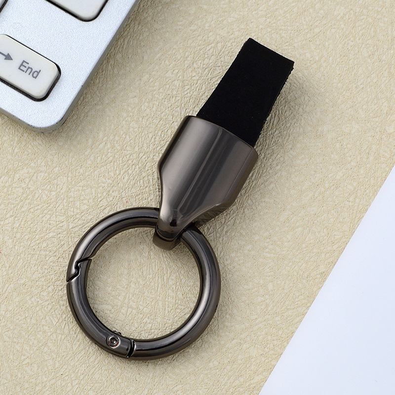 Bague noire + pistolet noir