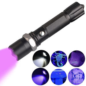 Torcia LED in Lega di Alluminio con Doppia Sorgente Luminosa, Luce Bianca e Nera, UV 395nm, Luce Nera per Rilevamento di Scorpioni - Product Image 2