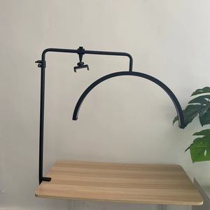 Lampe multifonctionnelle demi-lune dorée pour vidéo, éclairage annulaire pour cils, idéale pour salon de beauté, tatouage, photographie, et lit de pose pour extensions de cils - Product Image 6