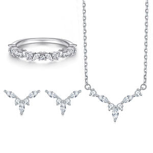 Conjunto de joyas de plata de ley en forma de Y de circón Marquesa - Product Image 1