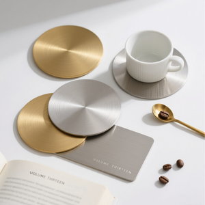 Posavasos de metal de acero inoxidable personalizado de fábrica OEM con logotipo para herramientas de barra de características de camping - Product Image 1