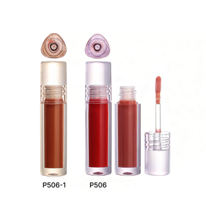 หลอดลิปกลอสใสทรงสามเหลี่ยมพร้อมโลโก้สั่งทำ  เนื้อฉ่ำวาว ไม่เหนียวเหนอะหนะ  ลิปกลอสวีแกน ปราศจากการทดลองกับสัตว์ ติดทนนาน กันน้ำ - Product Image 6