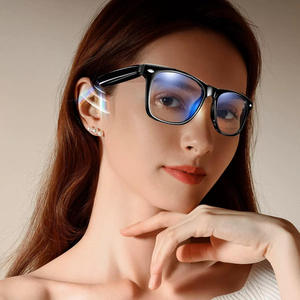 Lunettes intelligentes avec filtre anti-lumière bleue et verres polarisés, audio à faible latence, micro et haut-parleurs intégrés, assistant tactile et vocal - Product Image 1