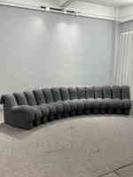 Canapé modulaire de passage au design BOUCLE belge moderne, mobilier de salon contemporain combinable