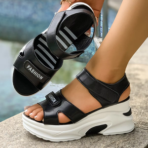 Nouvelles sandales de sport compensées à plateforme épaisse pour femme, motif lettres, vente en gros - Product Image 1