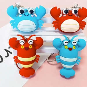 Porte-clés 3D réaliste <span class=keywords><strong>Crabe</strong></span> & Homard style dessin animé - Matériau souple, accessoire tendance pour sacs et téléphones, <span class=keywords><strong>prix</strong></span> <span class=keywords><strong>de</strong></span> machine à griffes, souvenir, cadeau - Product Image 1