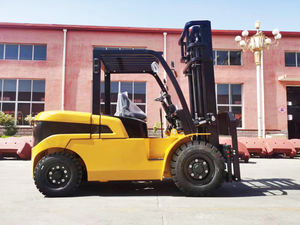 Chariots élévateurs de 2,5 tonnes, 3 tonnes et 4 tonnes à vendre |   Chariots élévateurs diesel robustes pour travaux lourds avec mât de levage de 3 m, moteur Cummins EPA Euro V - Product Image 4