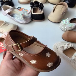 Vendita calda ricami floreali scarpe da neonato miste per bambine e bambine scarpe con fiocco maglia traspirante estate inverno - Product Image 4
