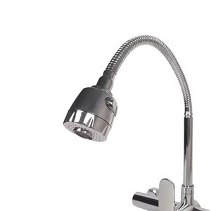 Mitigeur de cuisine moderne <span class=keywords><strong>à</strong></span> poignée unique Robinet 2 trous en acier inoxydable avec pulvérisateur d'eau chaude et froide flexible en vente Robinet d'eau - Product Image 3