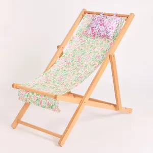 Özel desenli Oxford kumaş güçlü ahşap yüksek yük plaj sandalyeleri plaj katlanır portatif salon sandalyeleri yastık ile