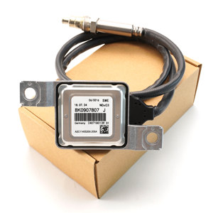 Capteur NOx, convertisseur catalytique, capteur d'oxygène et d'azote pour <span class=keywords><strong>AUDI</strong></span> A4 <span class=keywords><strong>Allroad</strong></span> / Avant A5 <span class=keywords><strong>A6</strong></span> Q5 <span class=keywords><strong>quattro</strong></span> 2.0 <span class=keywords><strong>TDI</strong></span> 2013- 8K0907807J - Product Image 3