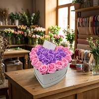 Coffret cadeau personnalisé pour la Saint-Valentin - Boîtes d'emballage en carton recyclé en forme de cœur, fleurs durables, options d'impression personnalisables