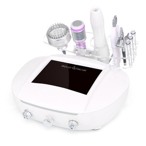 Appareil de soin du visage 6-en-1, nettoyeur ultrasonique, aspiration des points noirs, marteau froid, hydratation de la peau par bio-photon - Product Image 5