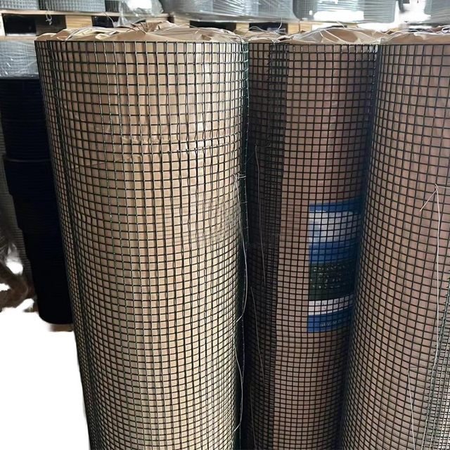 High Strength Different Types of Fencing Net Iron Welded Wire Mesh Bird Cage Materials Prices